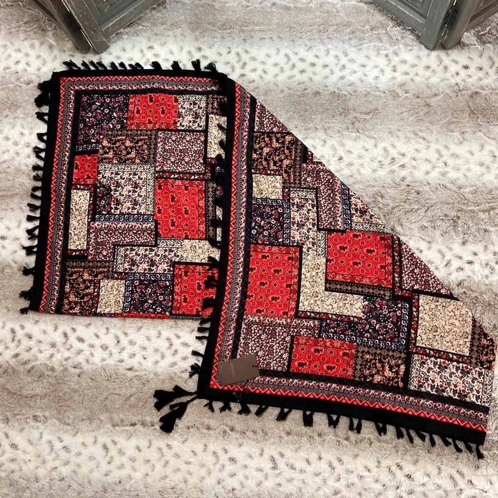 NWT! Lovoda throw blanket boho patchwork floral paisley southwest Yellowstone